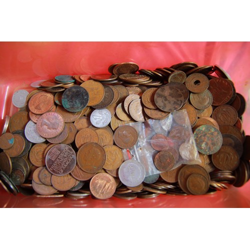 75 - A large tub full of mixed coinage and two european notes