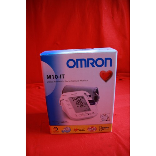 88 - A boxed Omron M10-IT Digital Automatic Blood Pressure Monitor in working order