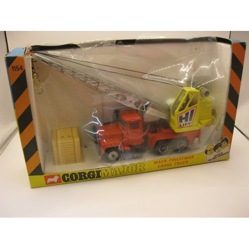 256 - A Corgi Major #1154 Mack Priestman Crane Truck, boxed, excellent order but some damage to cellophane... 