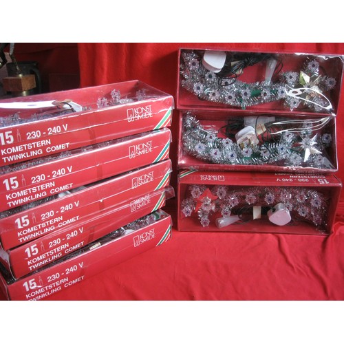 284 - 8 new old stock 'Twinkling Comet' Christmas decoration light-up ornaments