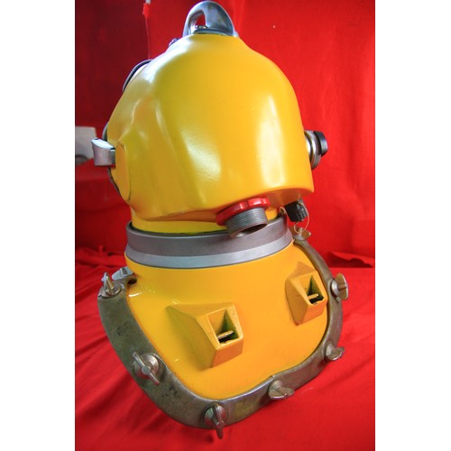 175 - A rare German 12 bolt Drager Deep Sea Diver's Helmet DM220, used but in excellent condition