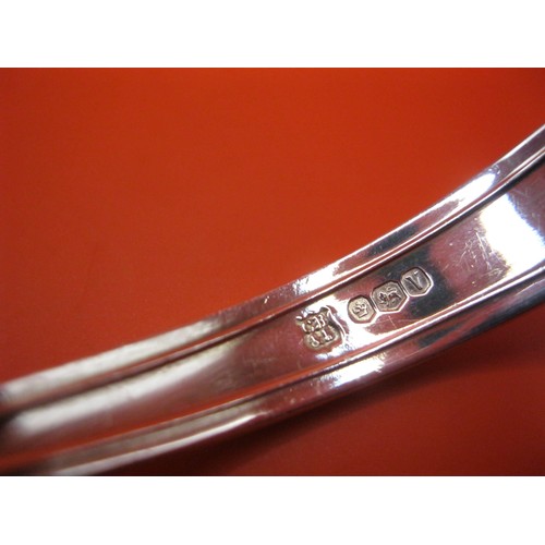 229 - A small sterling silver ladle in excellent order, hallmarked for Sheffield 1963, maker not identifie... 