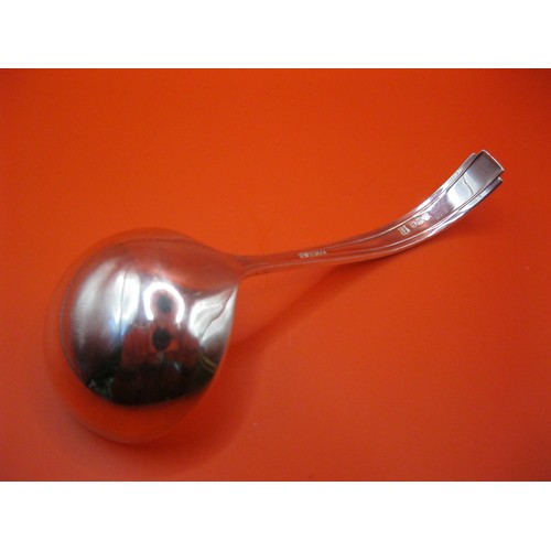 229 - A small sterling silver ladle in excellent order, hallmarked for Sheffield 1963, maker not identifie... 