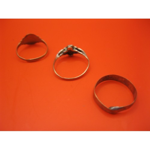 254 - 3 small 9 carat gold rings, of some age but mis-shapen and with damage, approx weight 3.7g