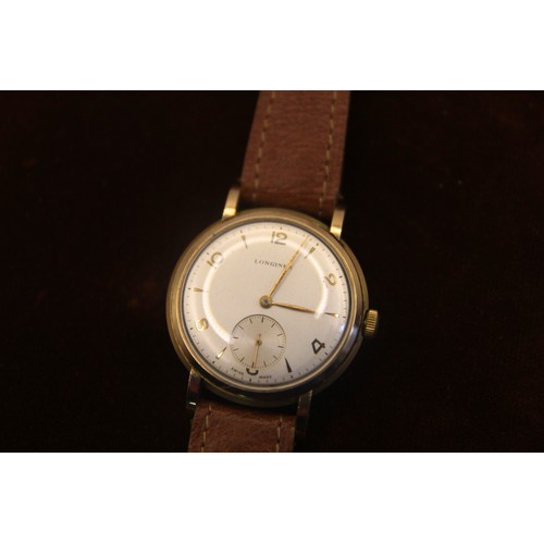 28 - Longines 9ct Gold gentleman's wristwatch in very nice condition and running order. 17 jewel mechanis... 