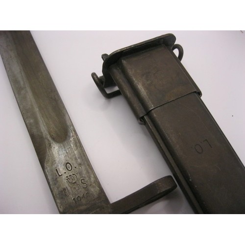 312 - A 1918 Dated US marked Remington bayonet in scabbard