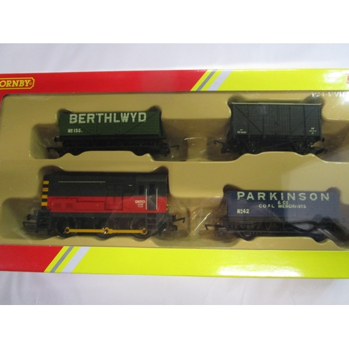 171 - Two Railroad train packs R2269 both in mint condition
