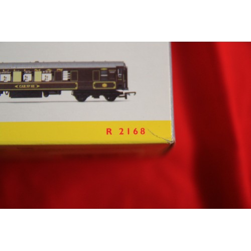 A Hornby OO Gauge Limited Edition Train Pack R2168 Yorkshire Pullman
