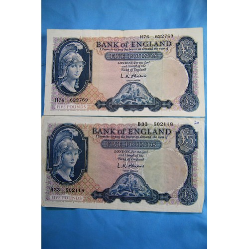 35 - A pair of £5 series B vintage banknotes, O'Brien signature, bank stamp to reverse of note in better ... 