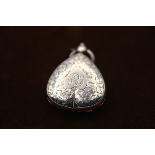 80 - Heart Shaped Sterling Silver Sovereign Case hallmarked for Birmingham 1927 by E J Houlston