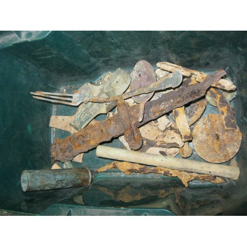 13 - A green tray of WW1 Trench Finds