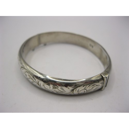 197 - A sterling silver bangle hallmarked for Chester 1955 by