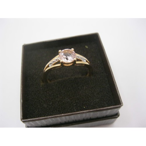 215 - A hallmarked 9 carat gold solitaire morganite ring, approx weight 2.1g, size Q