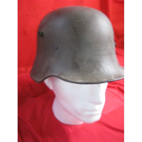 227 - A WW1 German M1916 Stahlhelm Helmet, modern liner installed.