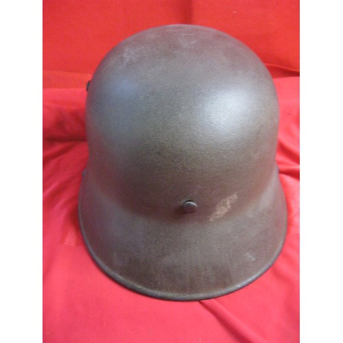 227 - A WW1 German M1916 Stahlhelm Helmet, modern liner installed.