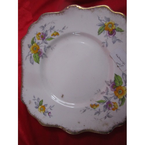 38 - 1930 scalloped edge flowery cake plate in very good condition