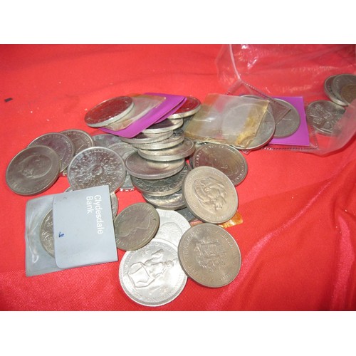 274 - A whole bag of silver Jubilee crowns all loose 30 plus