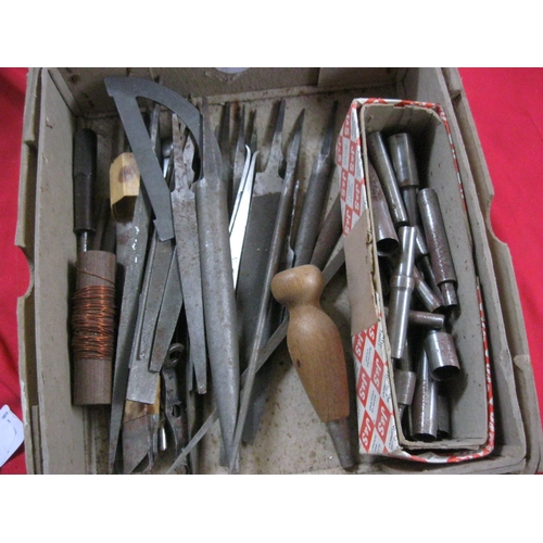 346 - An assortment of small metalworking modelmaker's tools including files, punches, scribes, all in goo... 