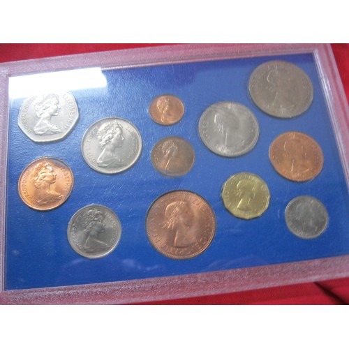 345 - A cased set of complete decimal issue and last £sd issue (years on coins incorrect, but it is a comp... 