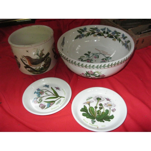 350 - Several pieces of Portmeirion, a bowl and two trinket dishes from the 'Botanics' range and a pot fro... 