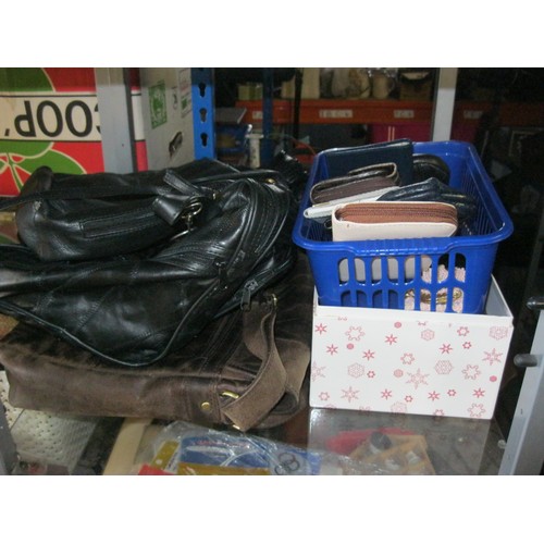 160 - 3 leather bags, a selection of leather purses and various pairs of gloves