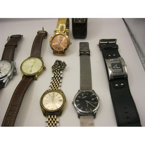 161 - A box of assorted watches both men's and women's