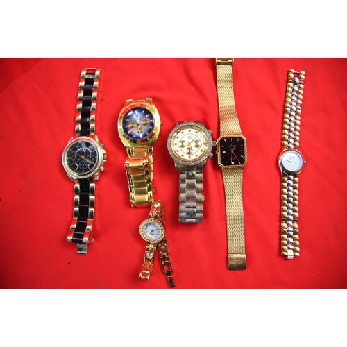 54 - A bag of Watches