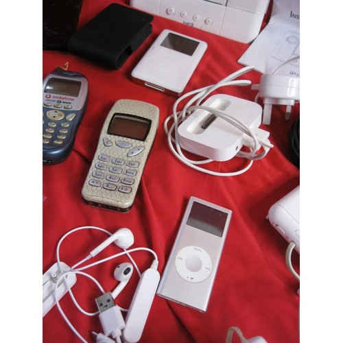 205 - Box  of Ipods, mobile phones, plus a Logic3 iStation