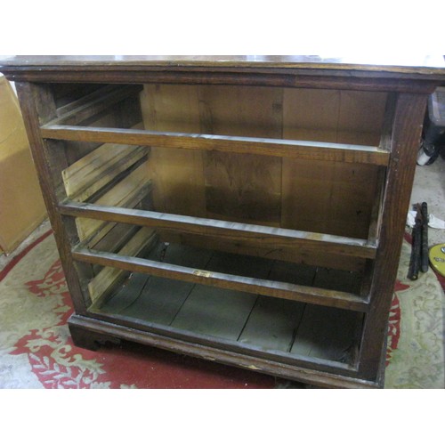 195 - An 18th Century Georgian chest of drawers with apparently original brass furniture, no keys, require... 