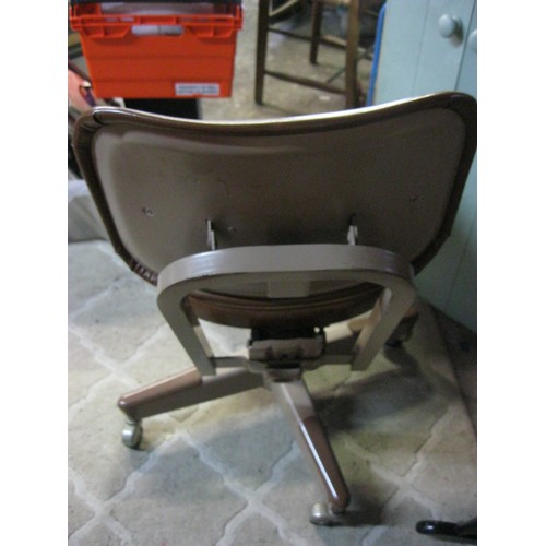 265 - A baurer or Cramer style industrial draughtsman or Architect swivel chair in very very good conditio... 