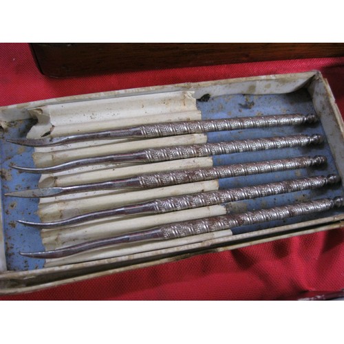 75 - A selection of cased cutlery items and sets, and a part set of toothpicks