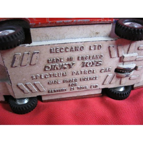 274 - A small tray of die cast including a very good condition Dinky 231 Maserati and the Dinky Spectrum P... 