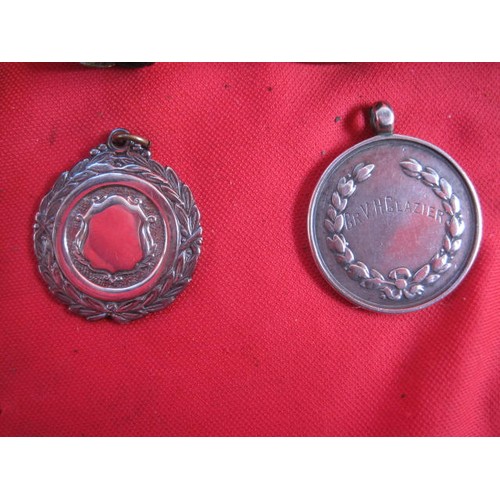 165 - A sterling silver fob pendant inscribed to Gnr V H Glazier on one side, and to the other 'Kildare Ho... 