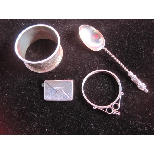 170 - A small assortment of silver items including a napkin ring hallmarked for Chester 1904, a small enve... 