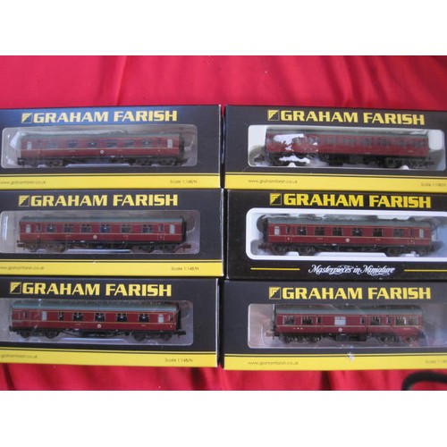 22 - A rake of Graham farish  n gauge stanier coaches plus a inspection saloon 374 875z all in original b... 