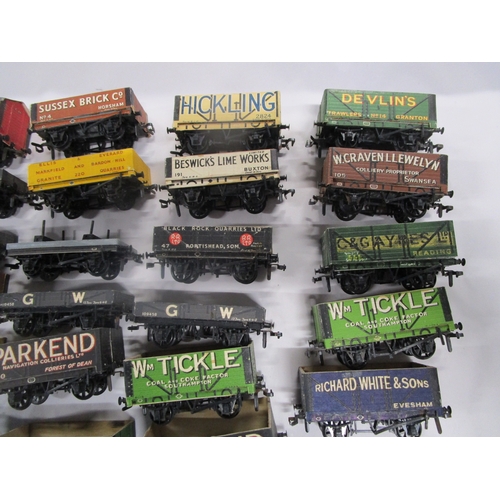 163 - A Lovely box of assembled Peco wonderful wagons all private owners to include Saxa Salt,Wm Tickle,De... 