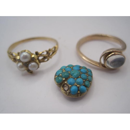 10 - Stunning gold ring set with three substantial seed pearls,another with a pale aquamarine or Celestit... 