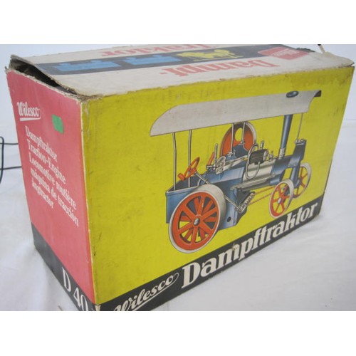 251 - A Wilesco Dampftraktor Traction Engine D40 in excellent condition, in original box - some storage we... 