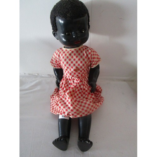 84 - Pedigree walking doll in very good condition as per pictures 
Doll still working