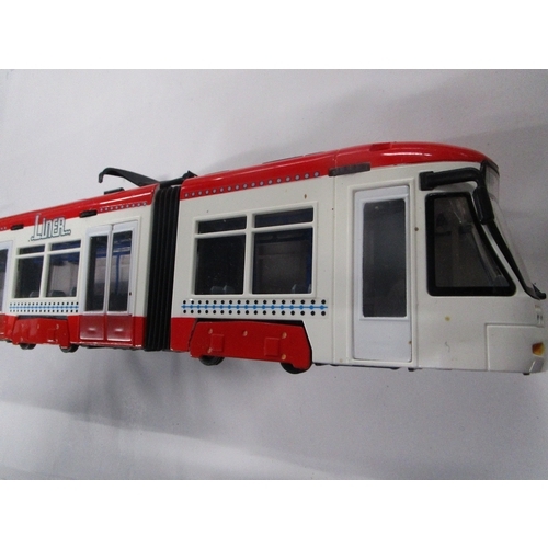 42A - A street trolley bus of approx 1.43 scale based on a street car from San Fransisco.
Could easily be ... 