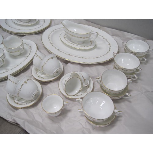 162 - Royal Worcester Gold Chantilly white porcelain and gilt dinner and tea ware - 15 dinner plates, 5 ov... 