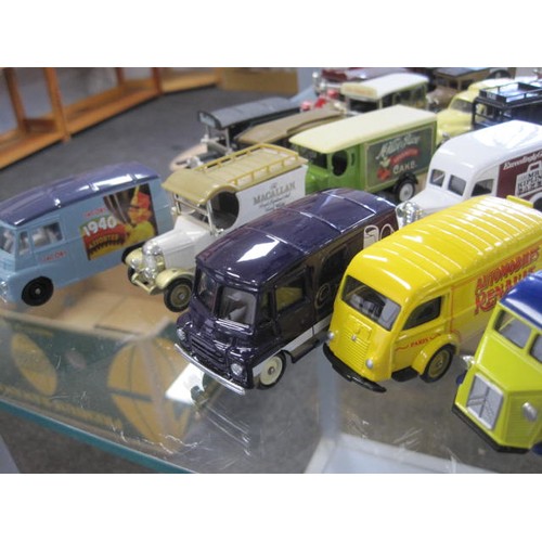 98 - A large selection of 'Days Gone' vehicles (six are boxed).
Mostly trams and buses