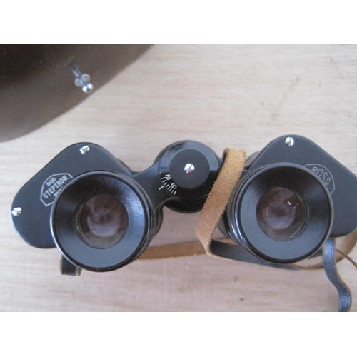 123 - Ross London 8X30 Steptron 21197 binoculars in leather case.  A/F the optics are dusty externally, hi... 