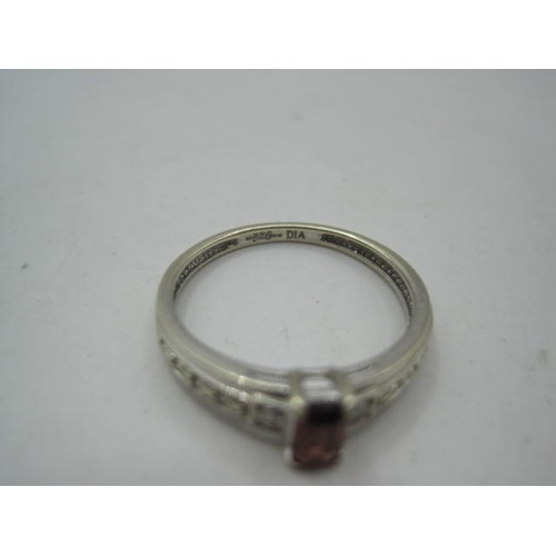 63 - 9ct Gold Ring with Ruby and Diamond Size N 1.78g