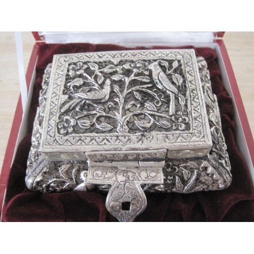 66 - A Indian silver 800 grade fretted trinket box in original Jass Jeweller carry presentation box