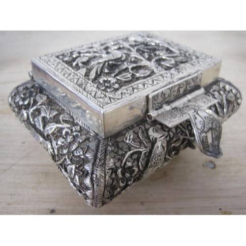 66 - A Indian silver 800 grade fretted trinket box in original Jass Jeweller carry presentation box