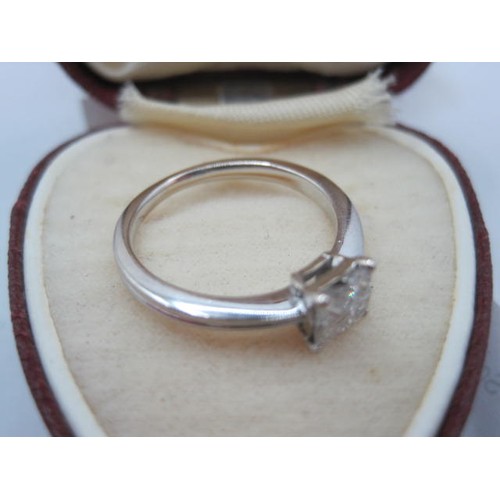 36 - 18 carat white gold four stone diamond ring, the square of the whole setting about 5mm x 5mm, size K... 