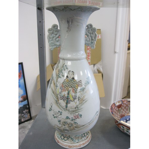 53 - 19th century Chinese or Japanese vase (a/f with rudimentary repair, requires full restoration), ovoi... 