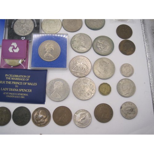 247 - A bag of mixed GB coins, mostly QEII commemorative crowns