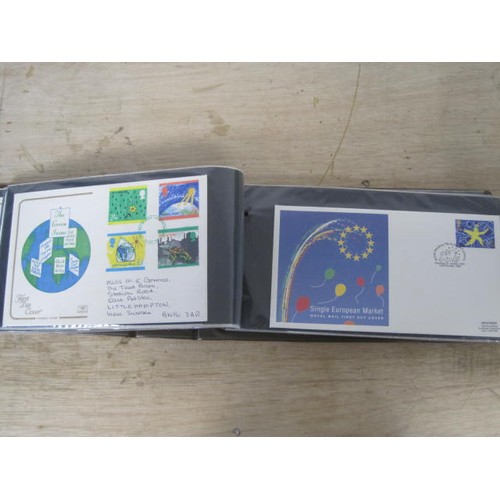 202 - 3 albums of British first day covers